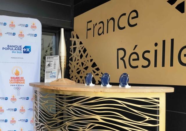 Photo de la flamme olympique chez France Résile