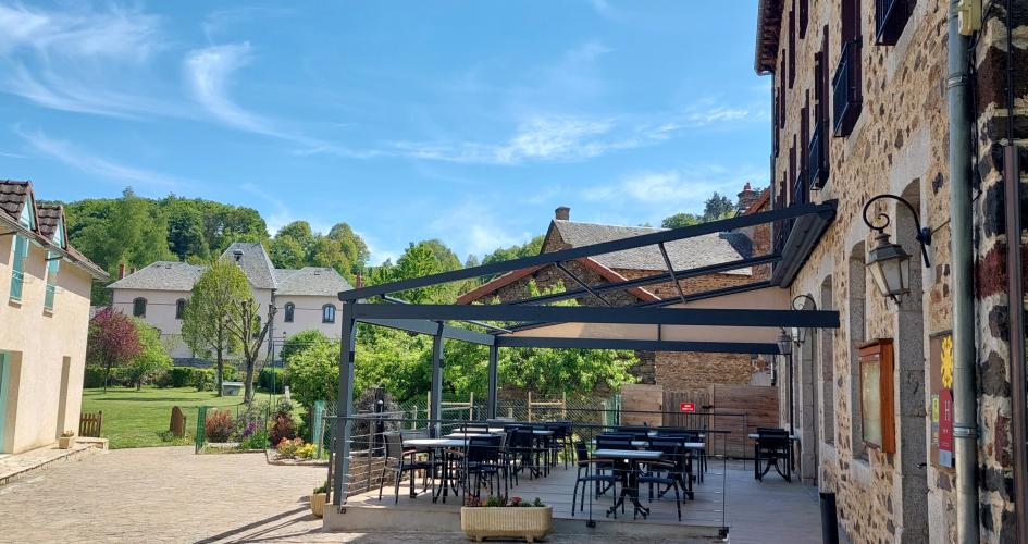 Auberge de l’Allagnonette à Saint-Poncy (Cantal)
